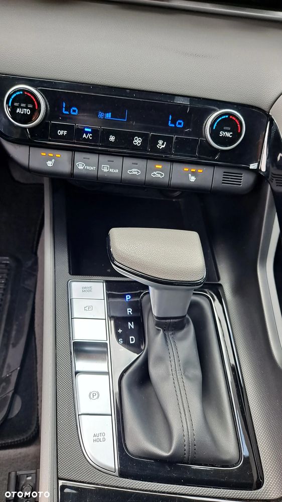Hyundai Elantra ver-1-6-comfort - 33