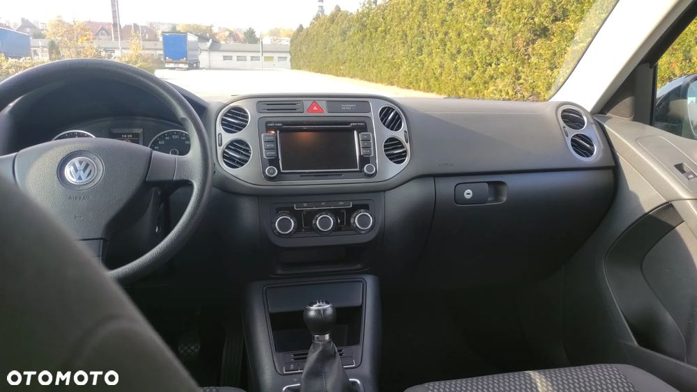 Volkswagen Tiguan - 10