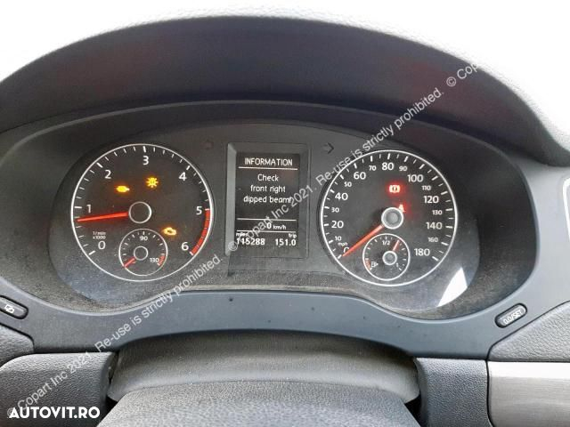 Dezmembrez Volkswagen Jetta IV 2.0 TDI - 8