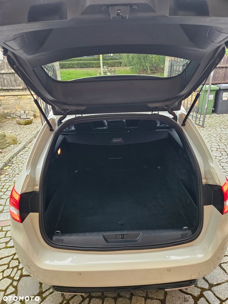 Peugeot 308 BlueHDi FAP 150 EAT6 Stop&Start GT-Line Edition - 37