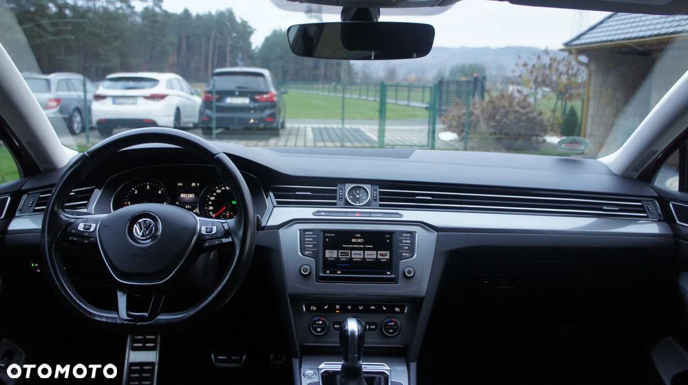 Volkswagen Passat Alltrack 2.0 TDI SCR 4Motion DSG - 29