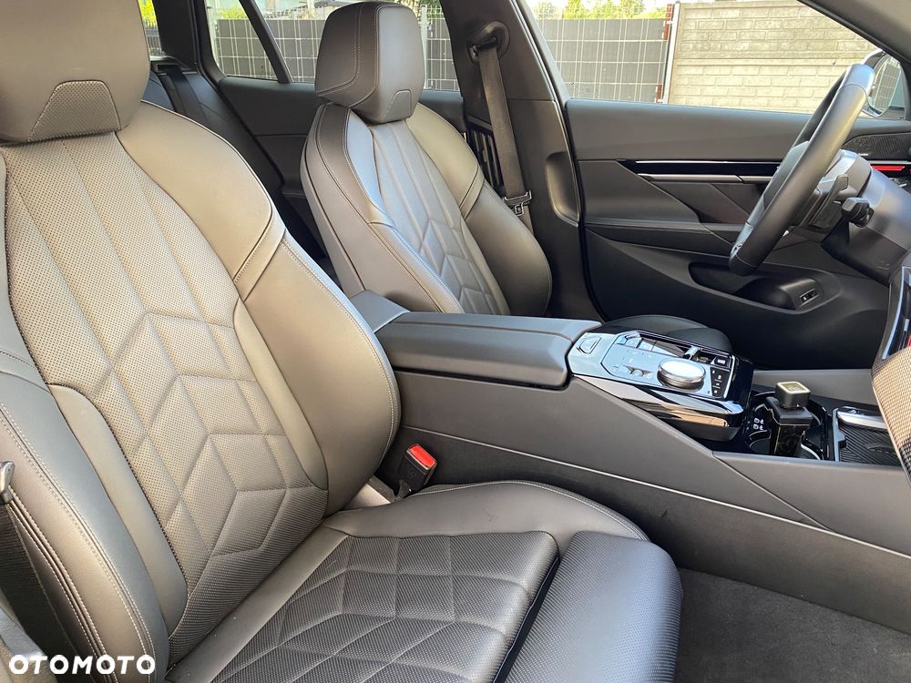 BMW Seria 5 520d xDrive mHEV M Sport - 27