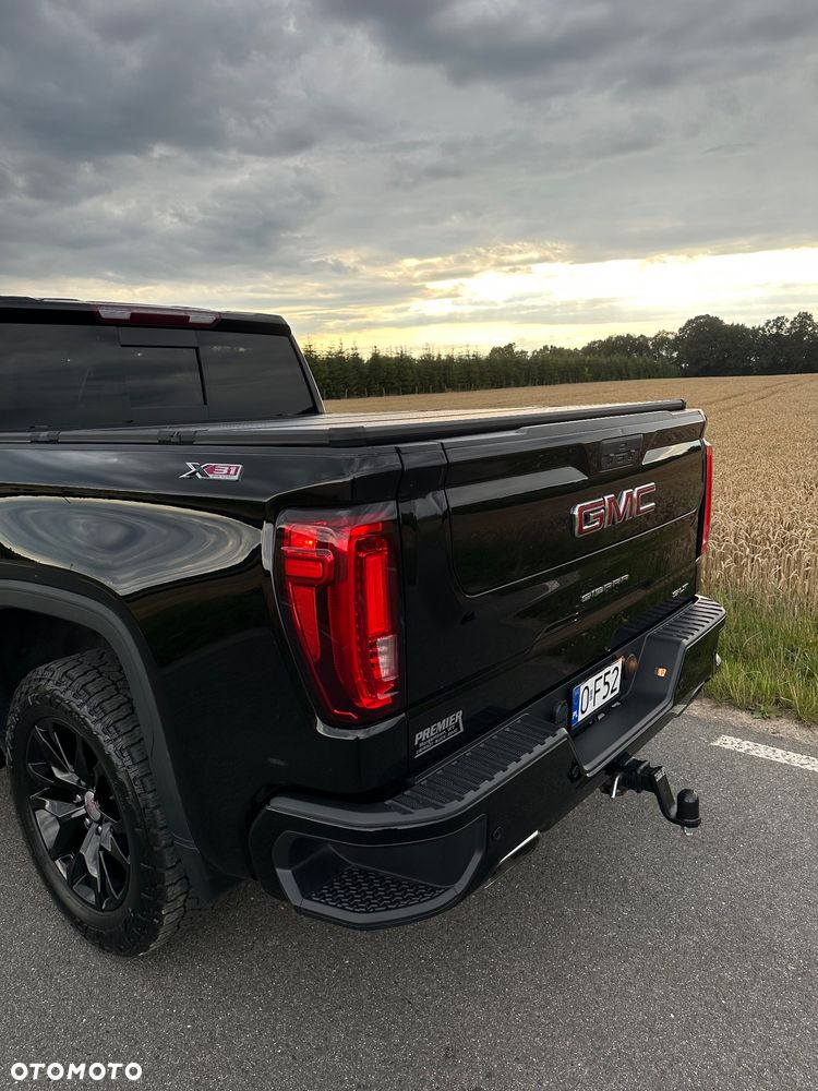 GMC Sierra - 9
