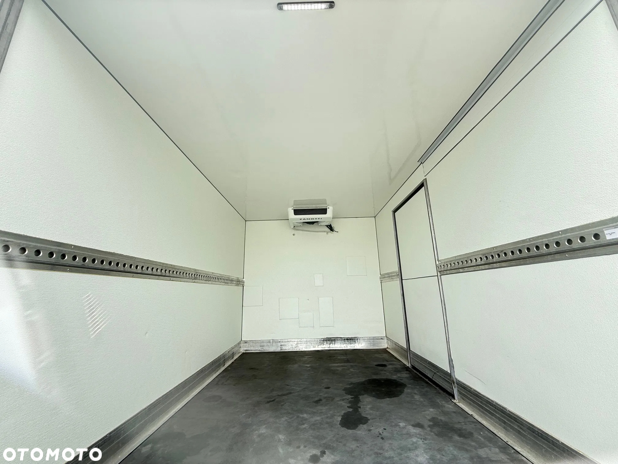 Renault Master 145 DCI Kontener 3x Drzwi 230V Chłodnia/Mroźnia do -12, Salon PL, Jeden Właściciel - 18