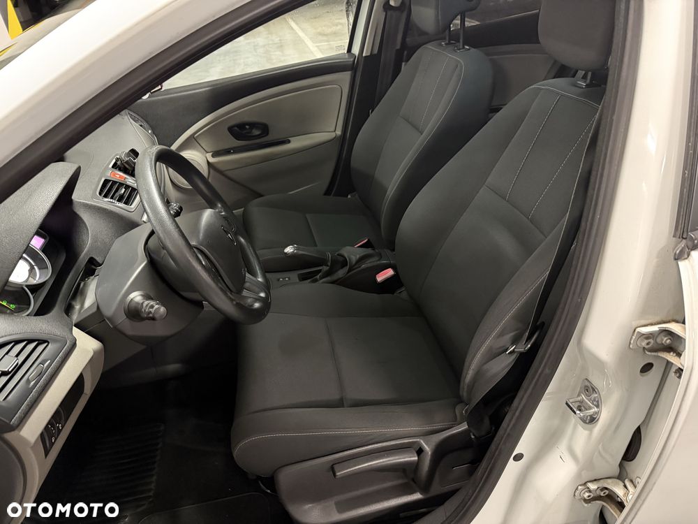 Renault Megane - 7