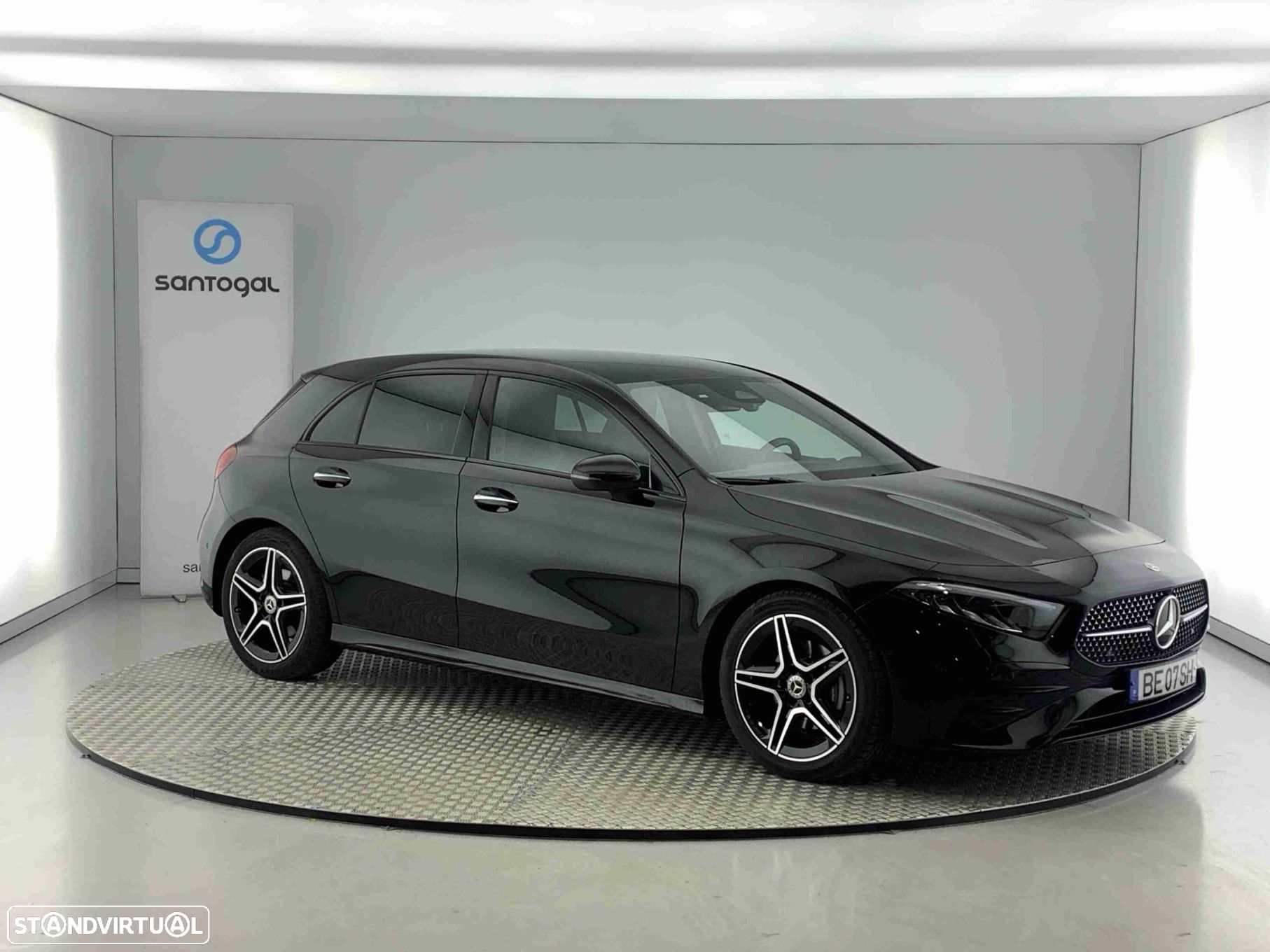 Mercedes-Benz A 200 AMG Line Aut. - 1