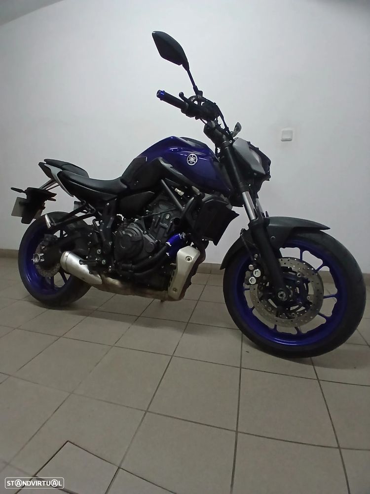 Yamaha MT-07 - 2