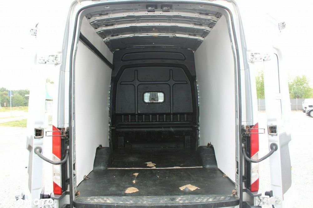 Ford Transit - 11