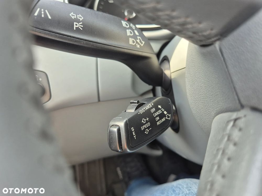 Audi A4 Avant 2.0 TDI ultra - 14