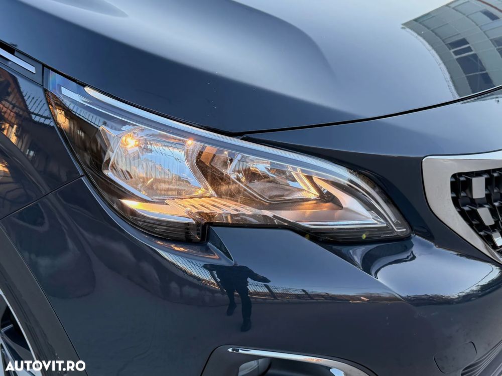 Peugeot 3008 1.6 BlueHDI S&S Allure - 29