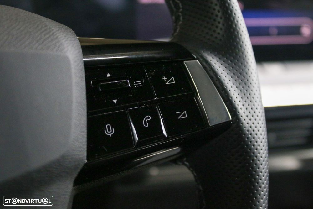 Opel Astra 1.2 T GS Line S/S - 21