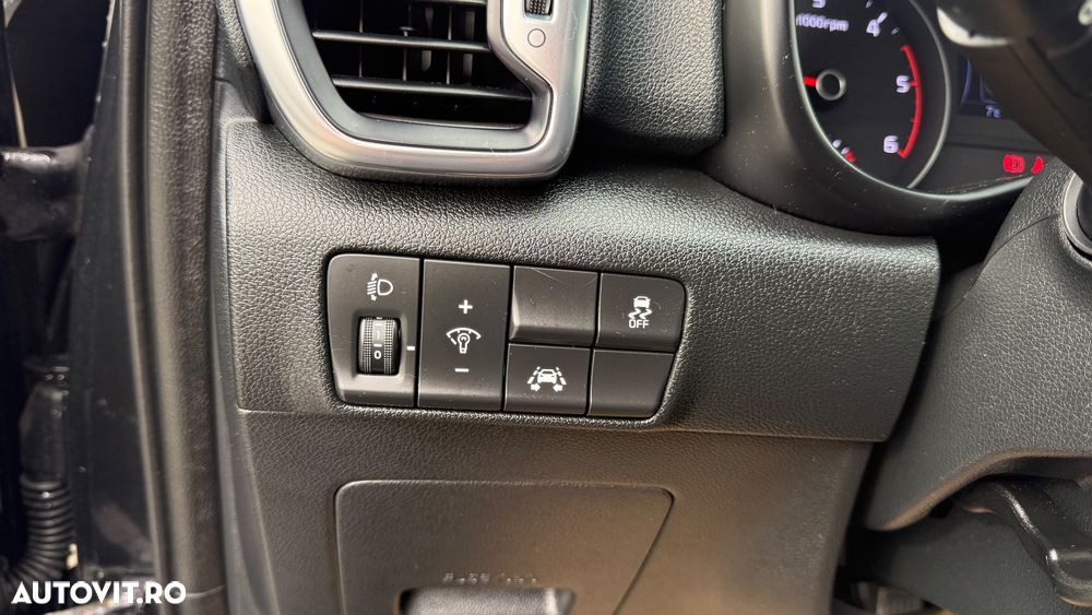 Kia Sportage 2.0 DSL 6MT 4x2 Style - 13