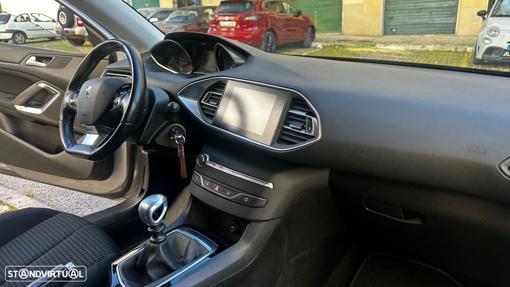 Peugeot 308 SW 1.5 BlueHDi Active - 10