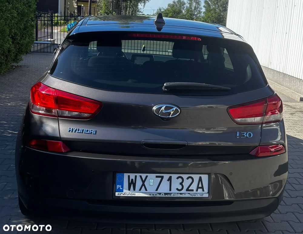 Hyundai i30 1.6 D GO DCT - 2