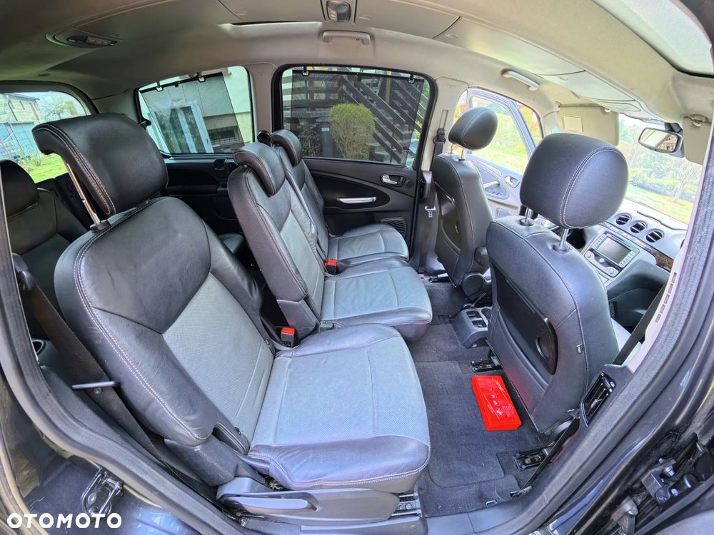 Ford Galaxy 2.0 TDCi Ghia - 23