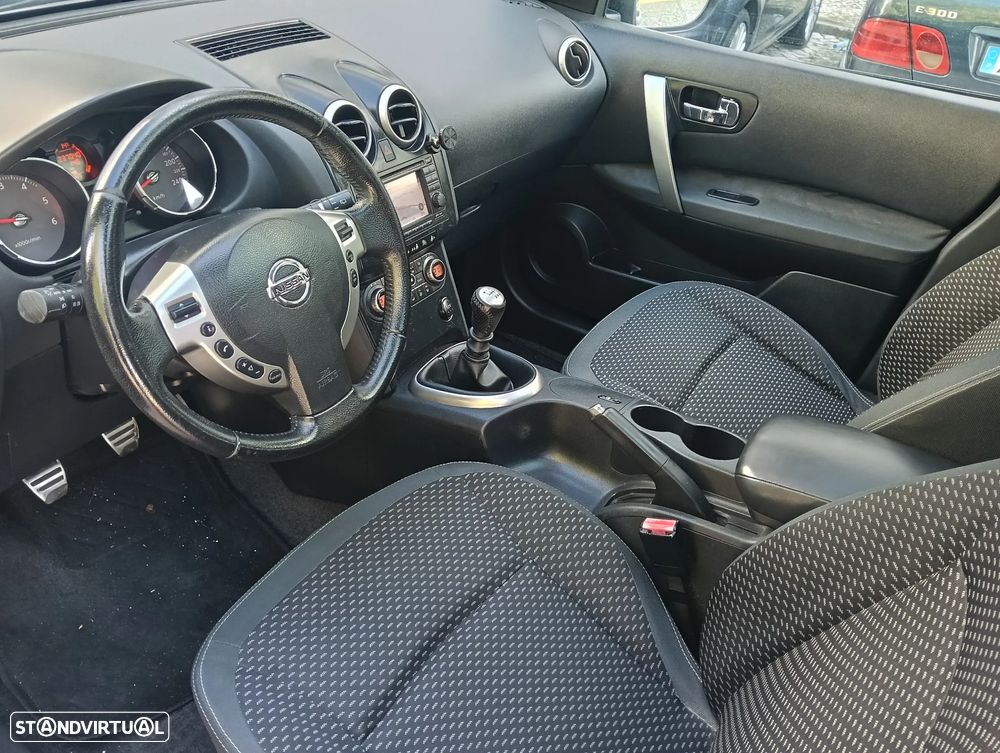 Nissan Qashqai 1.5 dCi Tekna Premium 18 - 27