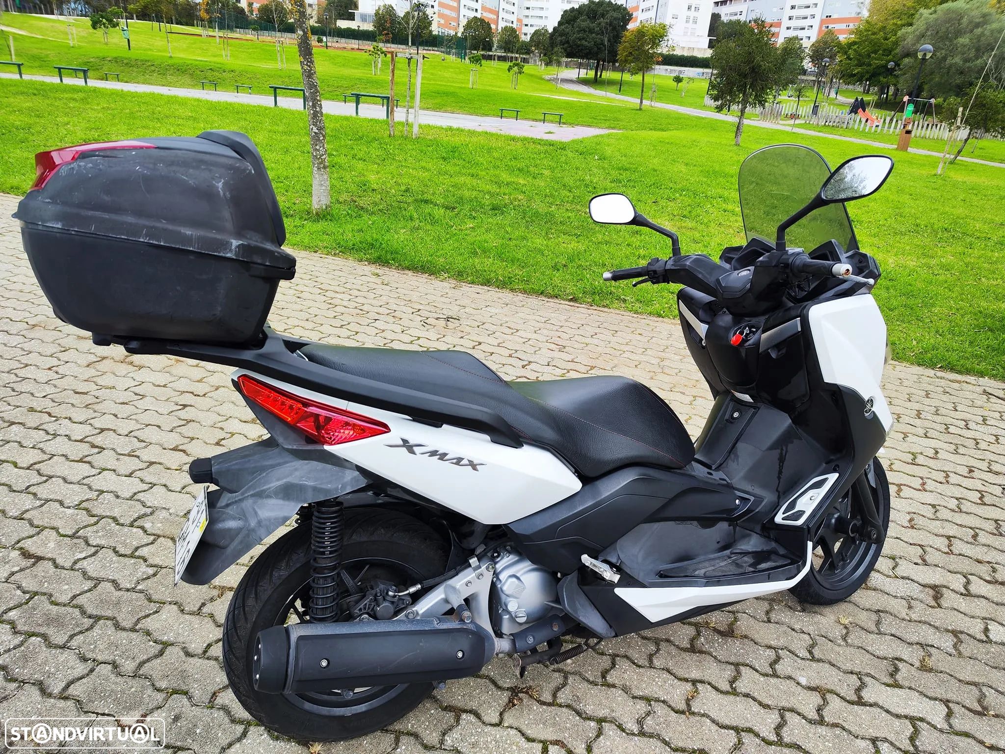 Yamaha X-Max 250 - 5