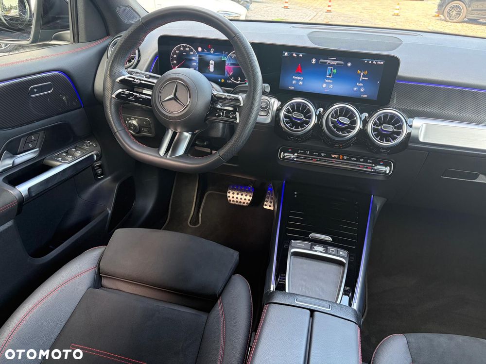 Mercedes-Benz GLB 220 d 4-Matic AMG Line 8G-DCT - 17