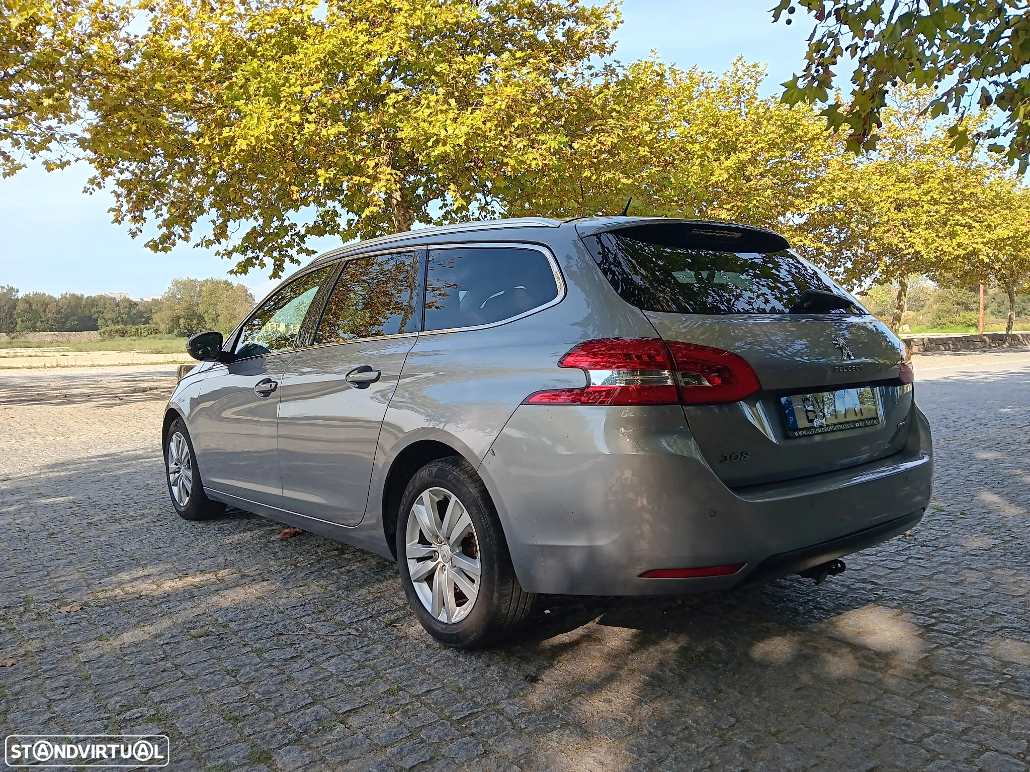 Peugeot 308 SW 1.6 BlueHDi Allure - 4