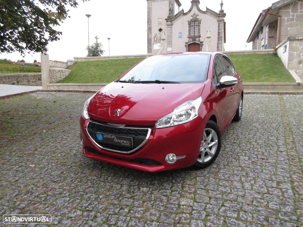 Peugeot 208 1.2 VTi SE Style - 1