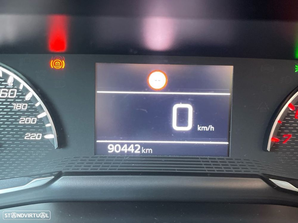 Peugeot 2008 1.2 PureTech Active - 3