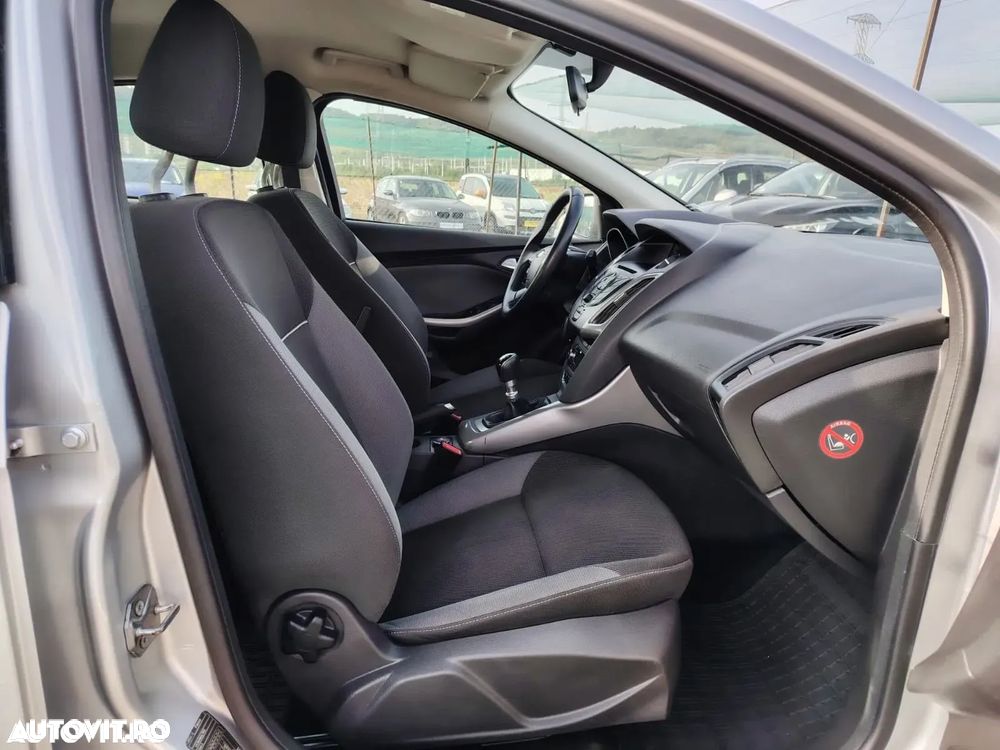 Ford Focus 1.6 TDCI DPF Start-Stopp-System Trend - 11