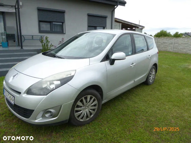 Renault Grand Scenic - 4