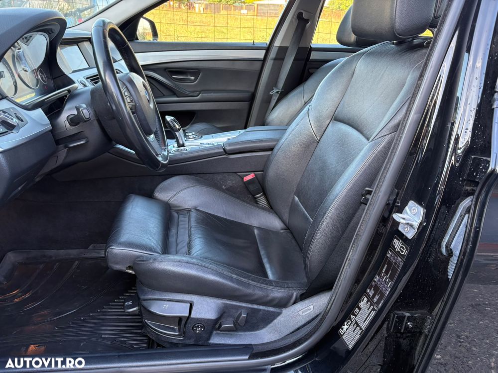 BMW Seria 5 525d xDrive AT - 7