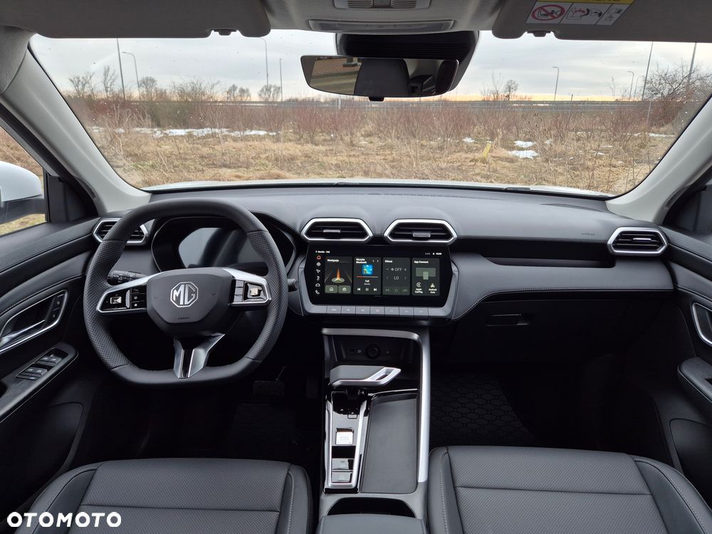 MG ZS Hybrid+ Luxury - 8