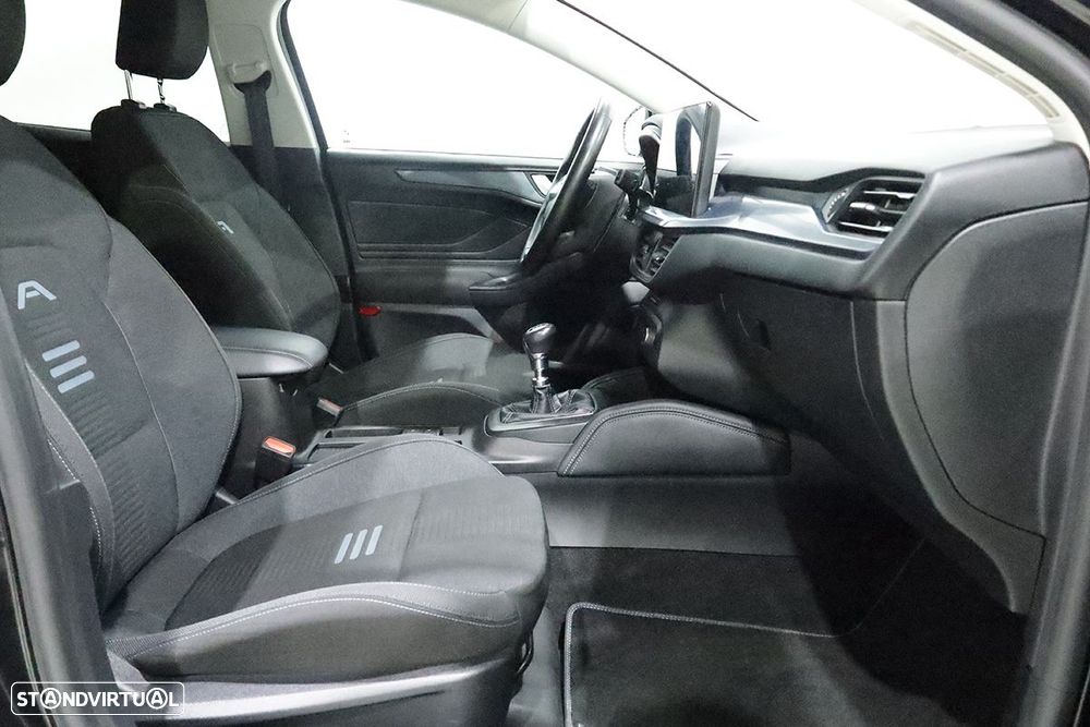 Ford Focus 1.0 EcoBoost MHEV Active - 17