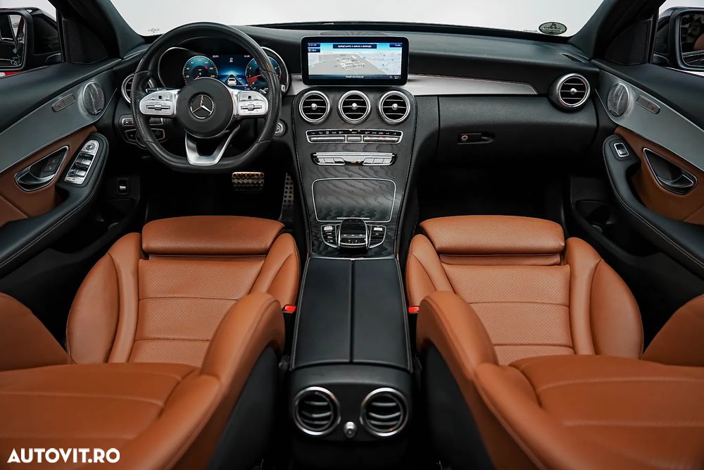 Mercedes-Benz C 300 9G-TRONIC AMG Line - 2