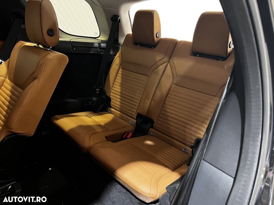 Land Rover Discovery - 16