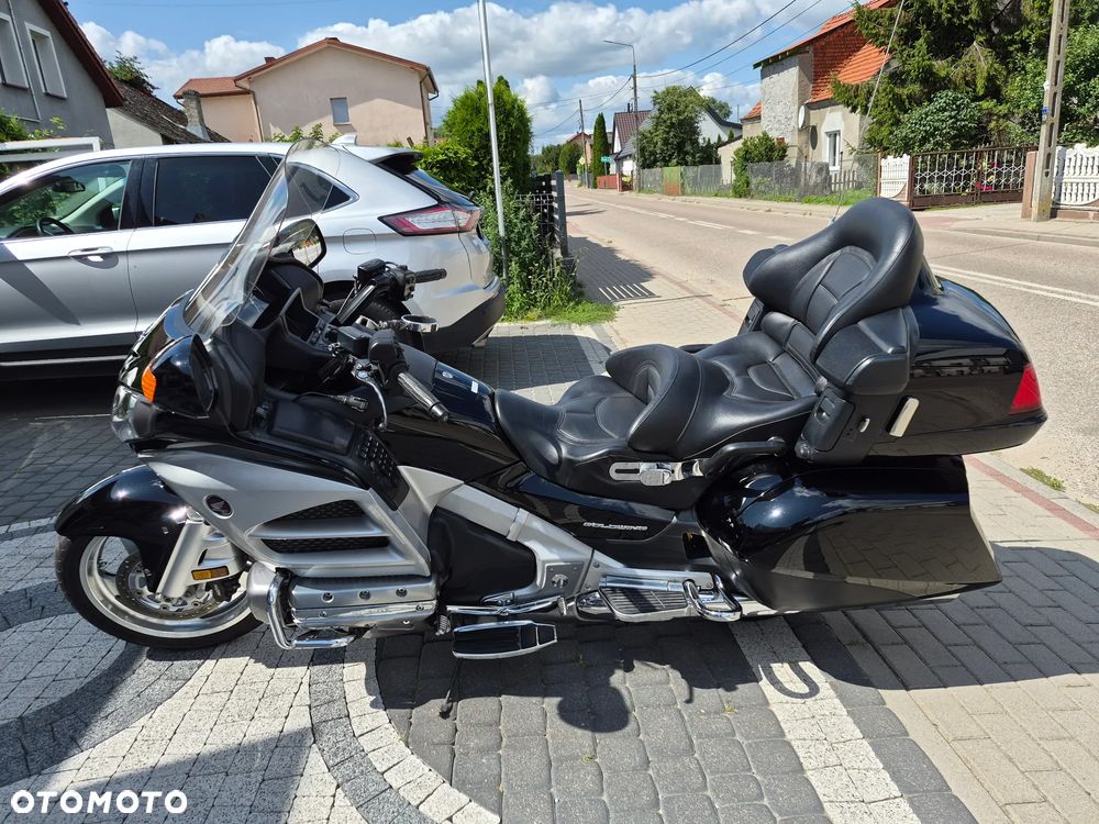 Honda GL - 11