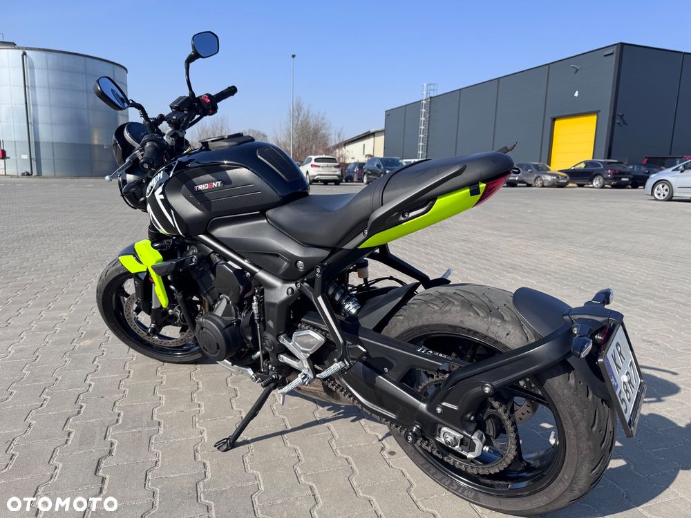 Triumph Trident - 6