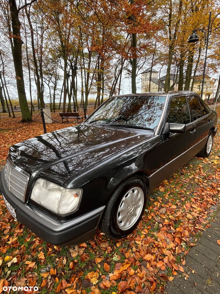 Mercedes-Benz W124 (1984-1993) - 16