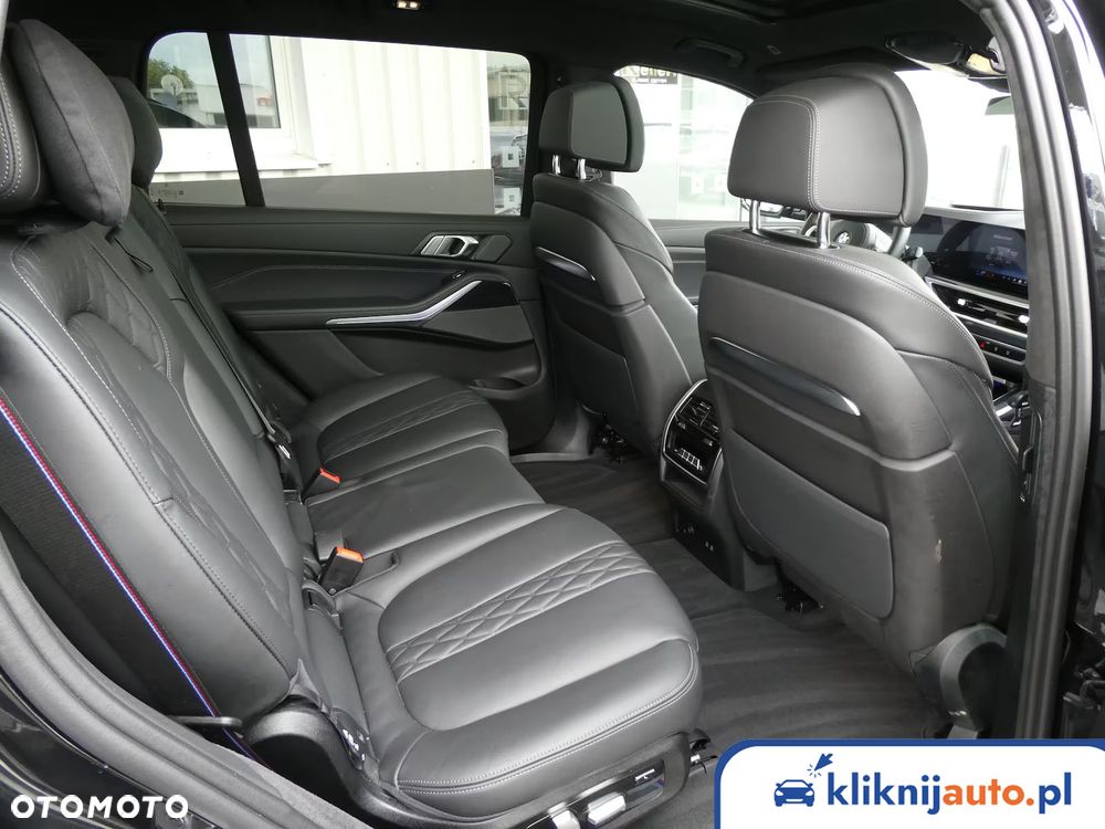 BMW X7 - 6