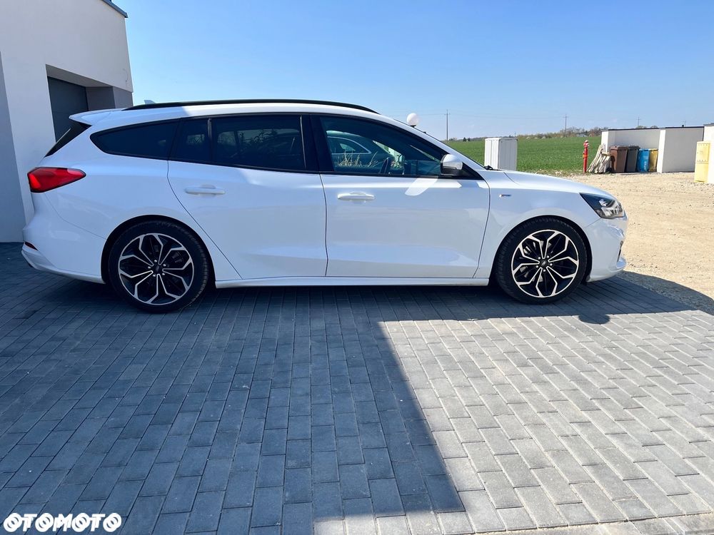 Ford Focus 2.0 TDCi SYNC Edition ASS - 11
