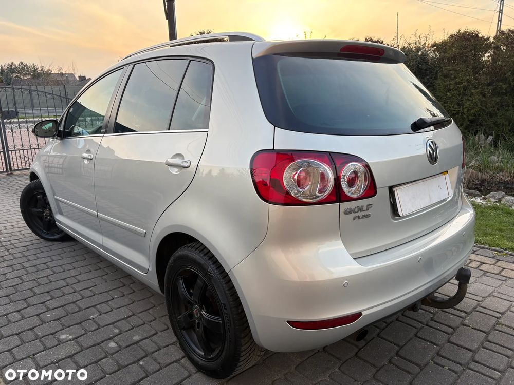 Volkswagen Golf Plus - 27