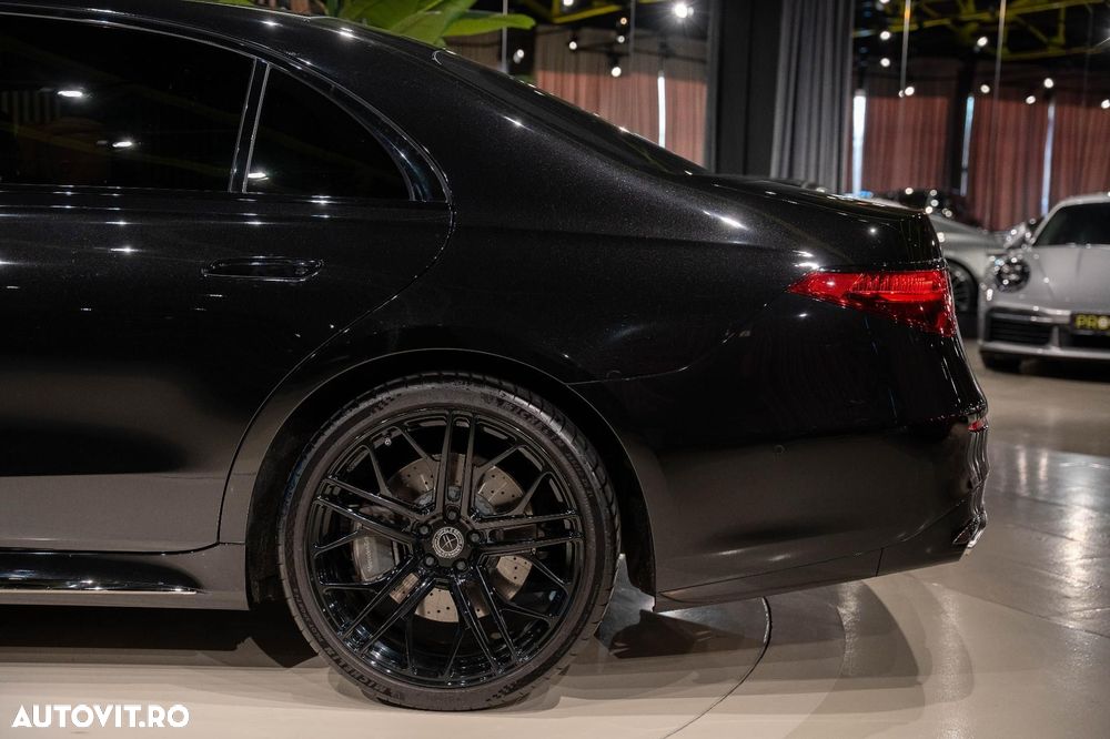 Mercedes-Benz S - 24