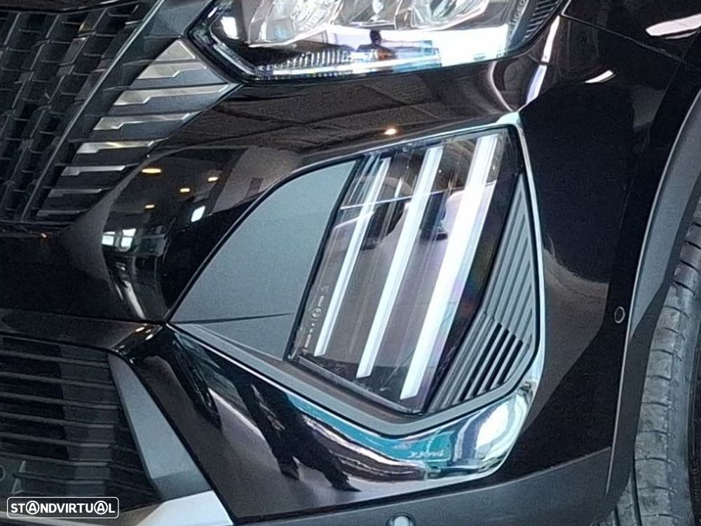 Peugeot 2008 1.2 PureTech Allure - 3