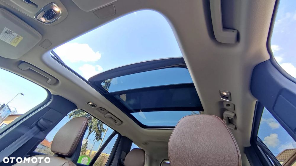 Volvo XC 90 T6 GPF AWD Momentum 7os - 40