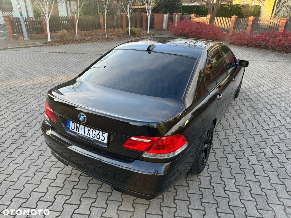 BMW Seria 7 740i - 17