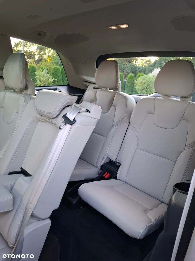 Volvo XC 90 - 28