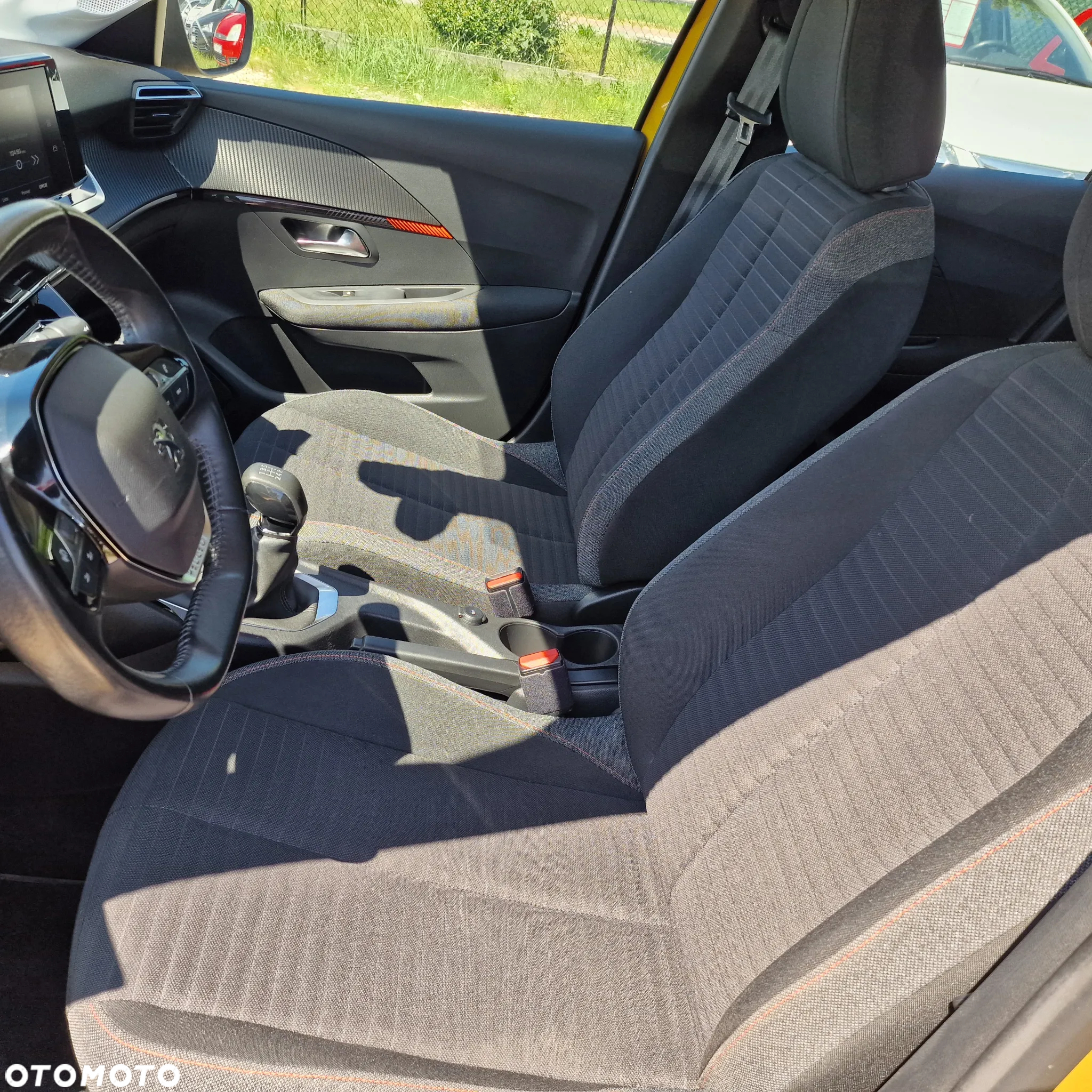 Peugeot 208 1.2 PureTech Active S&S - 11