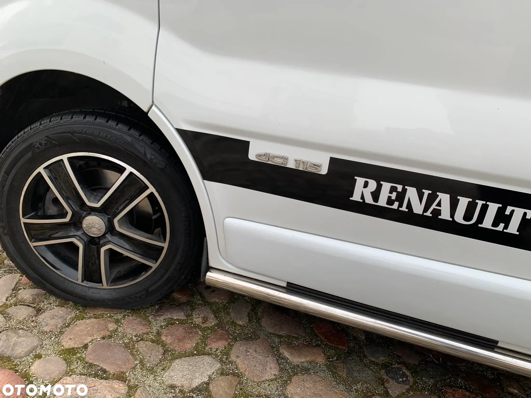 Renault TRAFIC * 2.0 DCI 145 KM * Oryginał 133.000 km ! * - 22