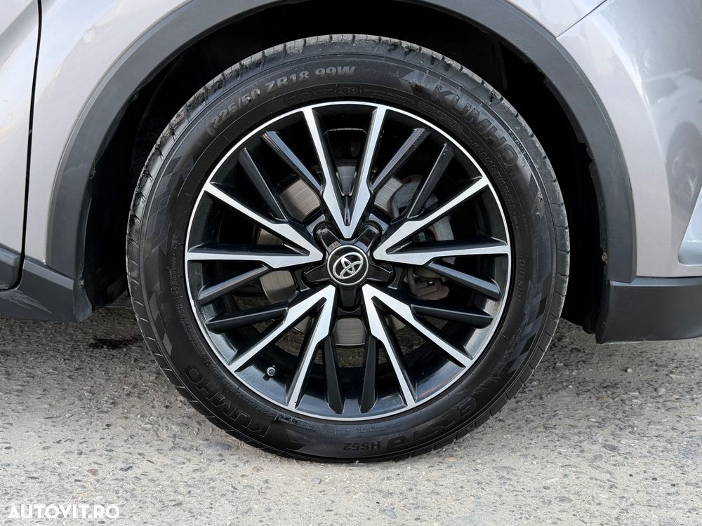 Toyota C-HR Style - 15