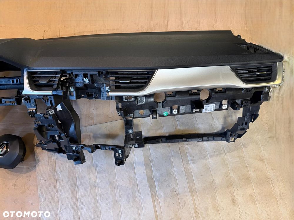 Deska rozdzielcza Konsola Renault Captur II 2019-24r - 3