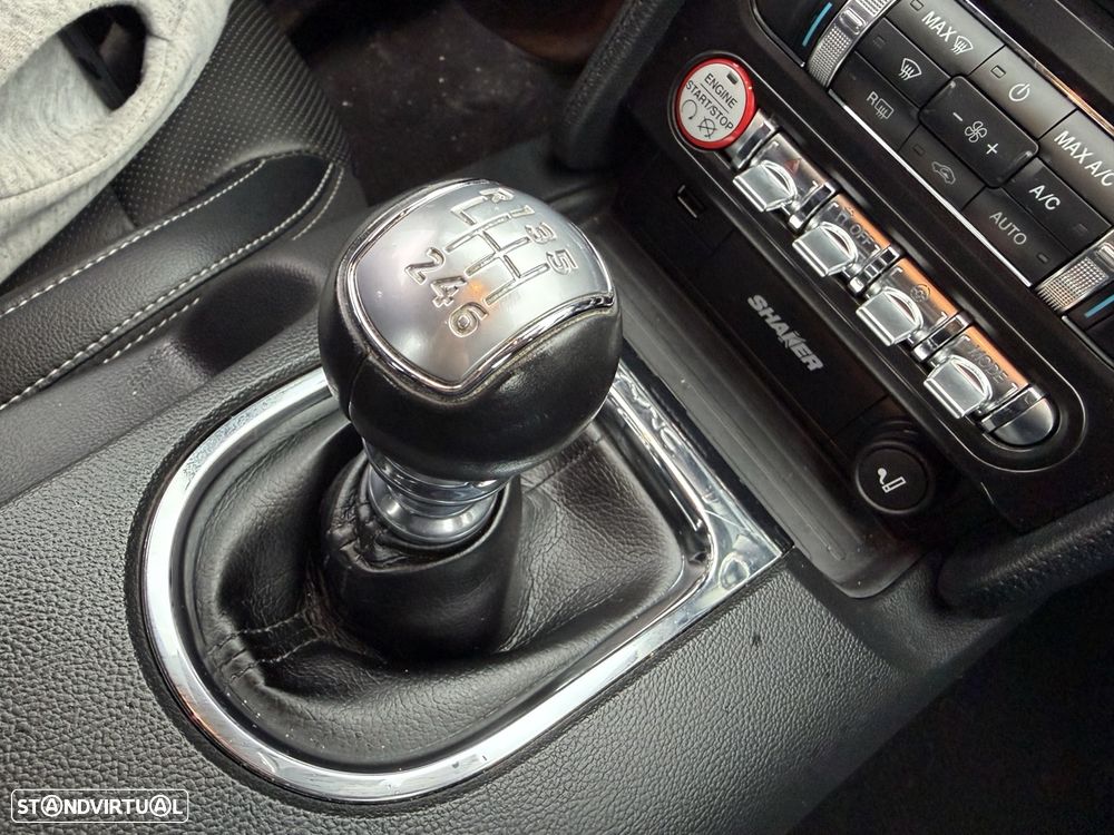 Ford Mustang 2.3i EcoBoost - 13