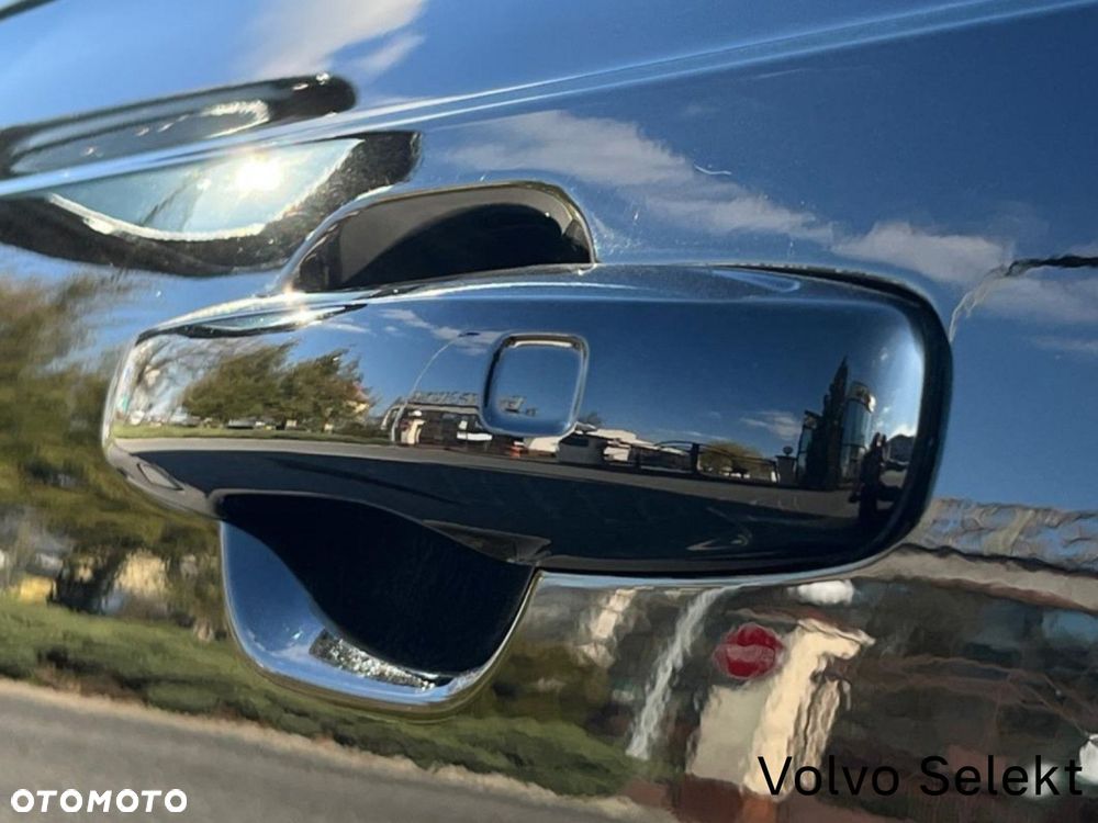 Volvo XC 90 - 35