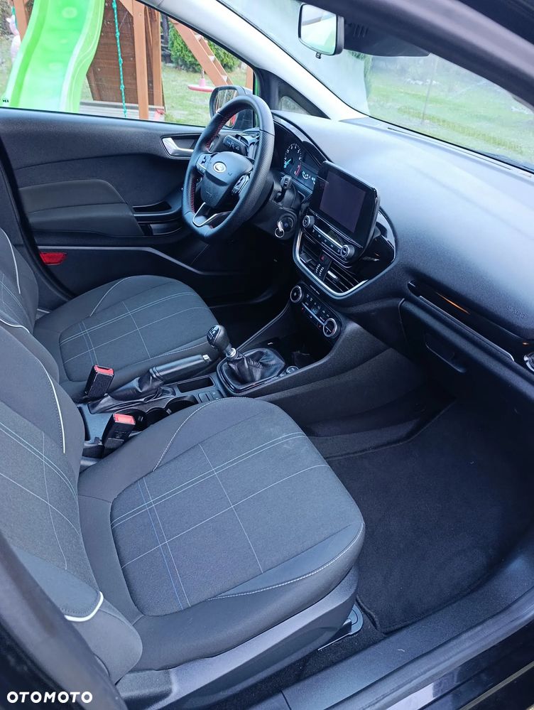Ford Fiesta - 7